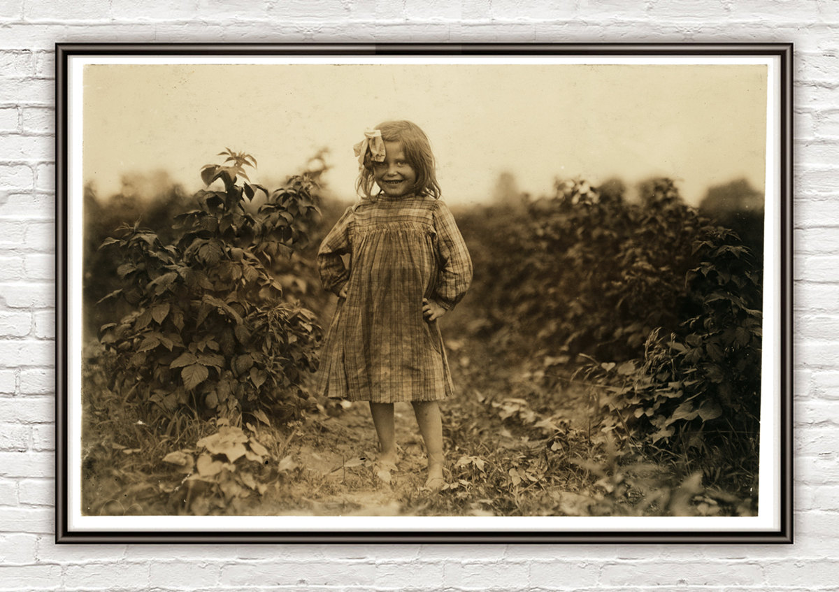 Lewis Hine, 6 Year Old Berry Picker, Rock Creek, Maryland, 1909